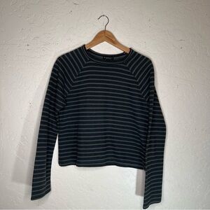Beyond Yoga Crop Sweater Vertical Stripped Top   Size Small